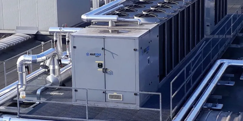 سرویس چیلر ساختمان شامل چه مراحلی است؟